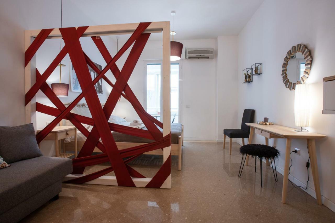 Municipiohouse-84 By Dimorra Apartment Napoli Bagian luar foto