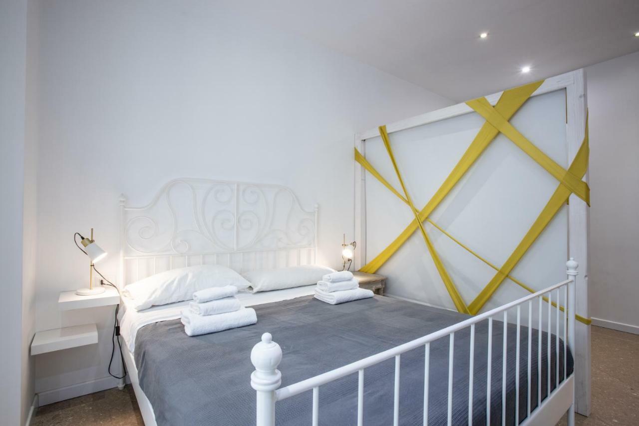 Municipiohouse-84 By Dimorra Apartment Napoli Bagian luar foto