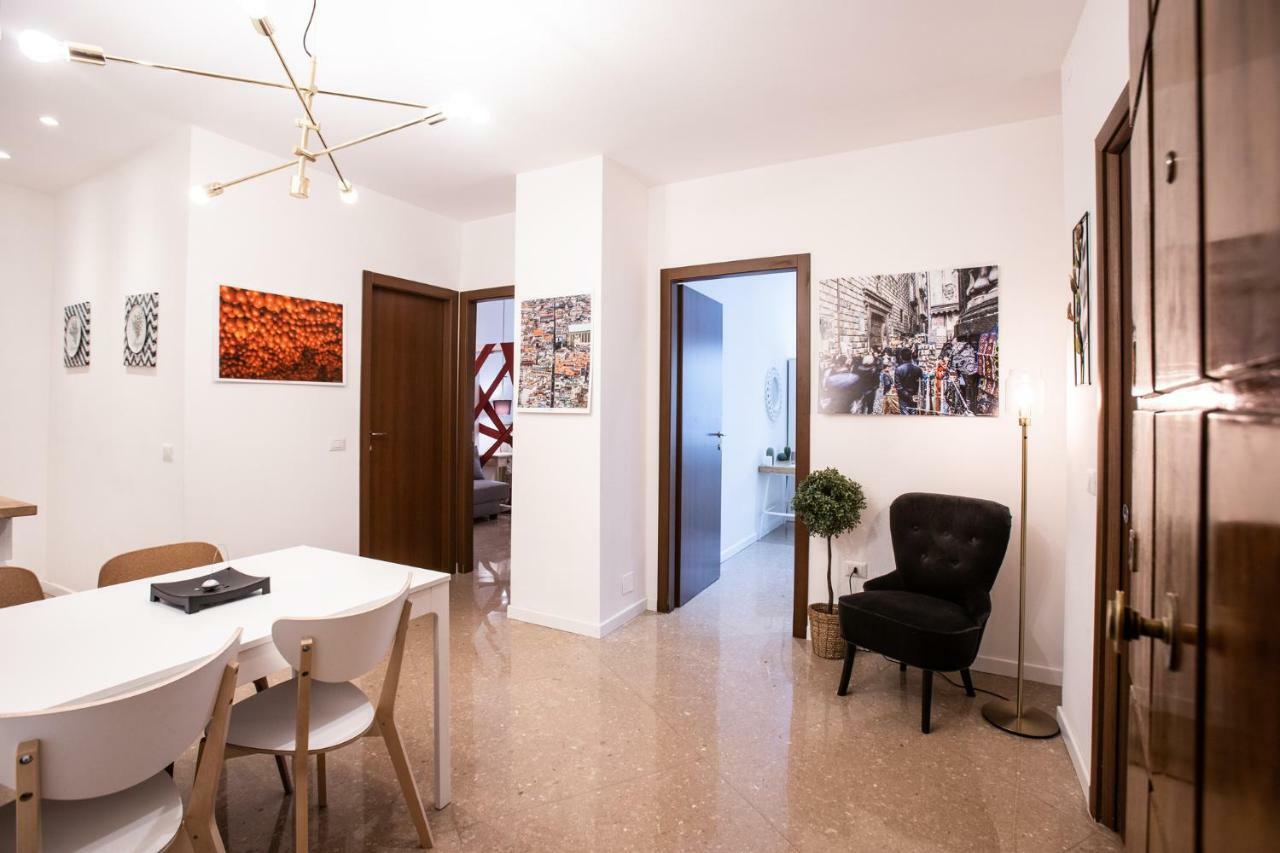 Municipiohouse-84 By Dimorra Apartment Napoli Bagian luar foto