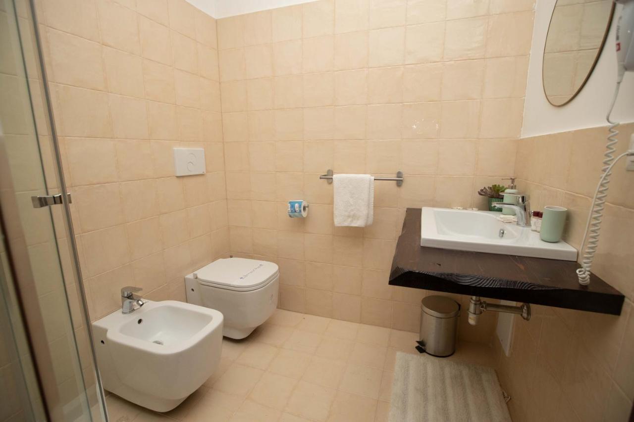 Municipiohouse-84 By Dimorra Apartment Napoli Bagian luar foto