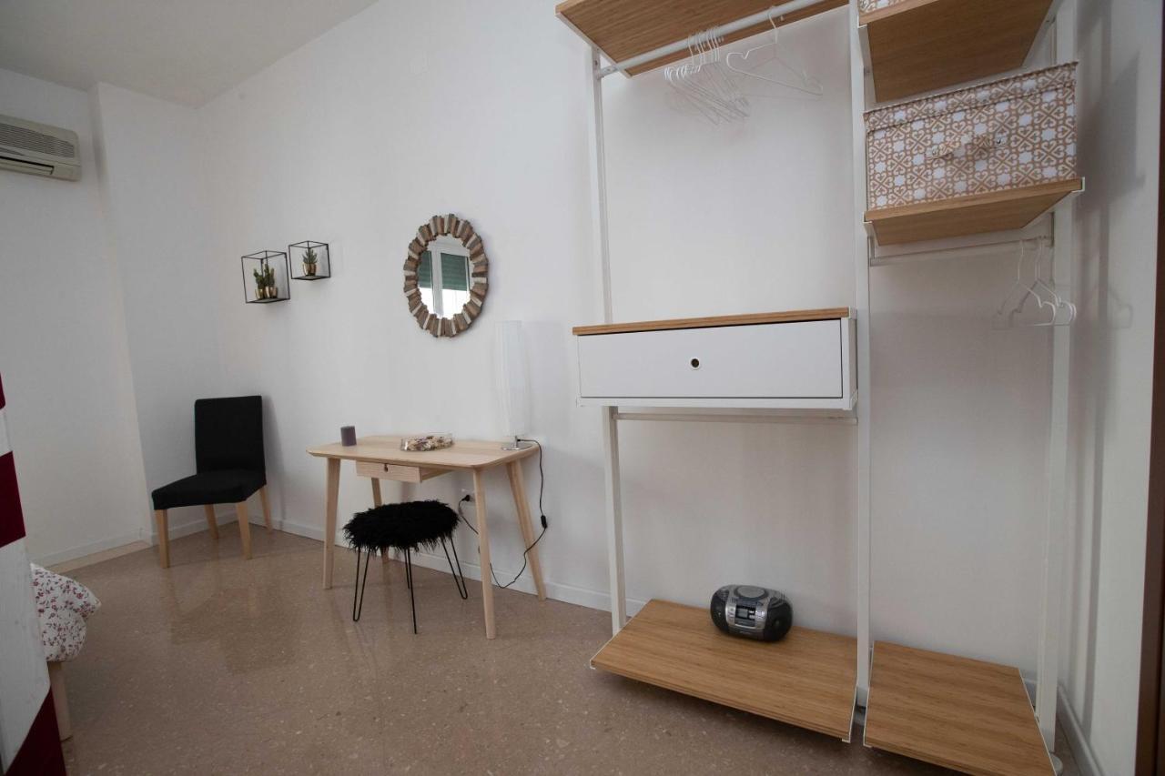 Municipiohouse-84 By Dimorra Apartment Napoli Bagian luar foto